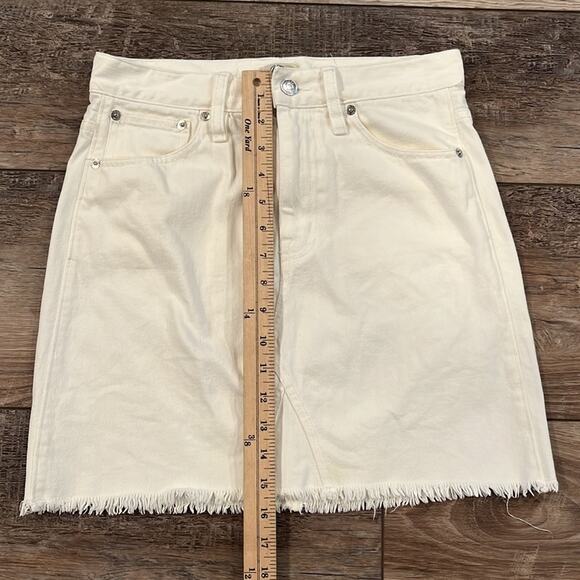 J CREW Trademark Denim White Denim Raw Hem Skirt Size 25 Style #H6148 - Picture 6 of 10
